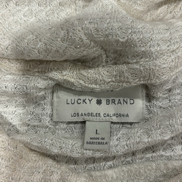 Sweater - Picture 4 of 7